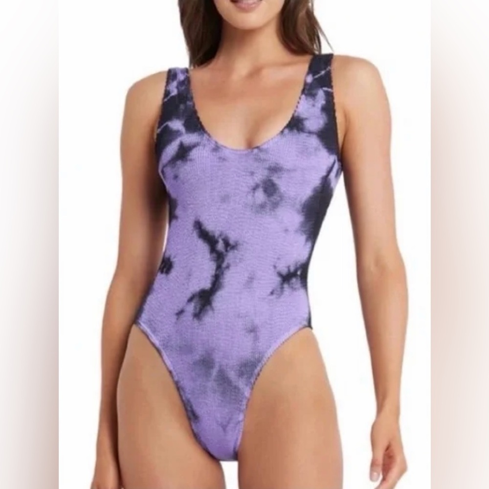 bond eye Mara one piece